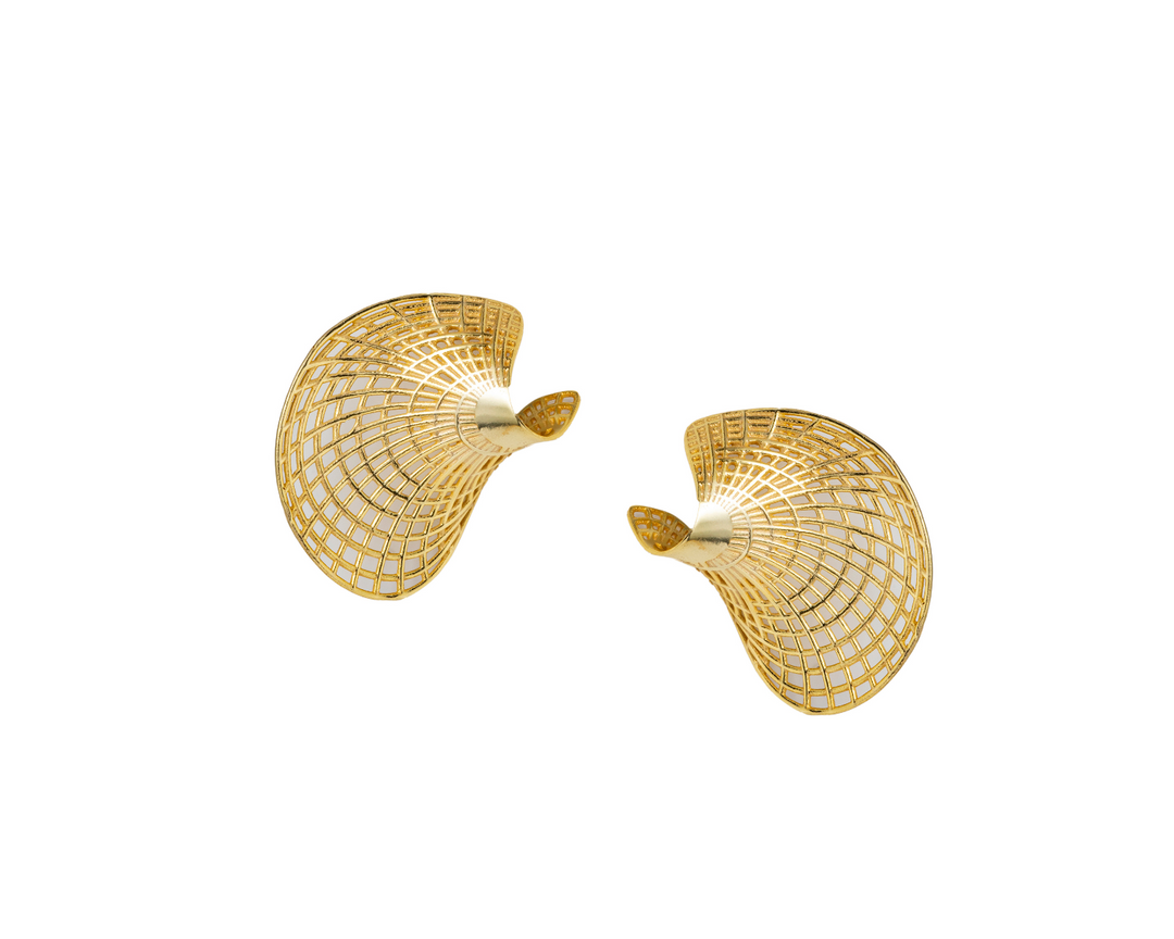 Ocean Echo - 925 Silver Conch Shell Studs: Gold Rhodium Plating