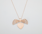 Load image into Gallery viewer, Oceana - Cable Link Chain with Openable Seashell Pendant: Rose Gold Polish
