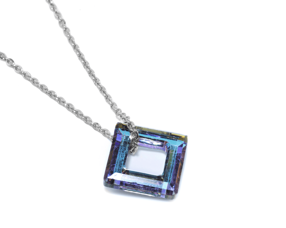 Juno - Waterproof Diamond Pendant Necklace (Blue / Green / Clear Stone)